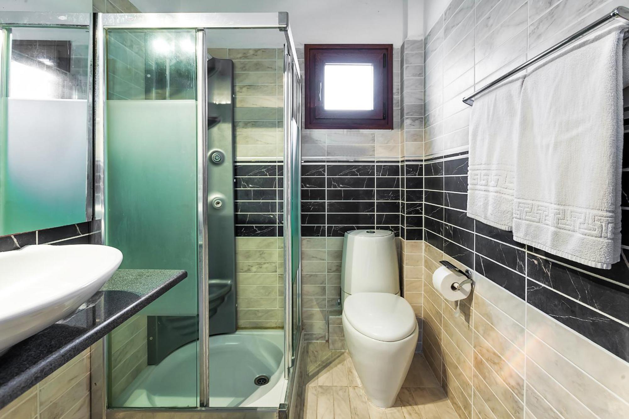 Nereides Hotel Chaniotis Dış mekan fotoğraf