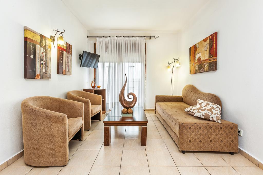 Nereides Hotel Chaniotis Oda fotoğraf