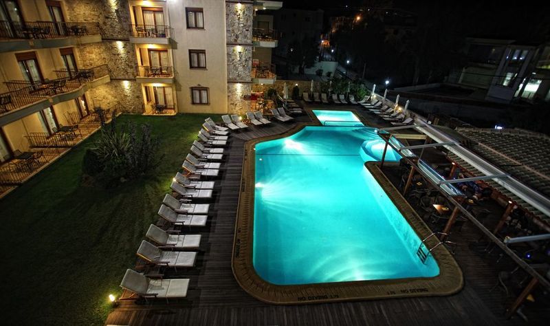 Nereides Hotel Chaniotis Dış mekan fotoğraf