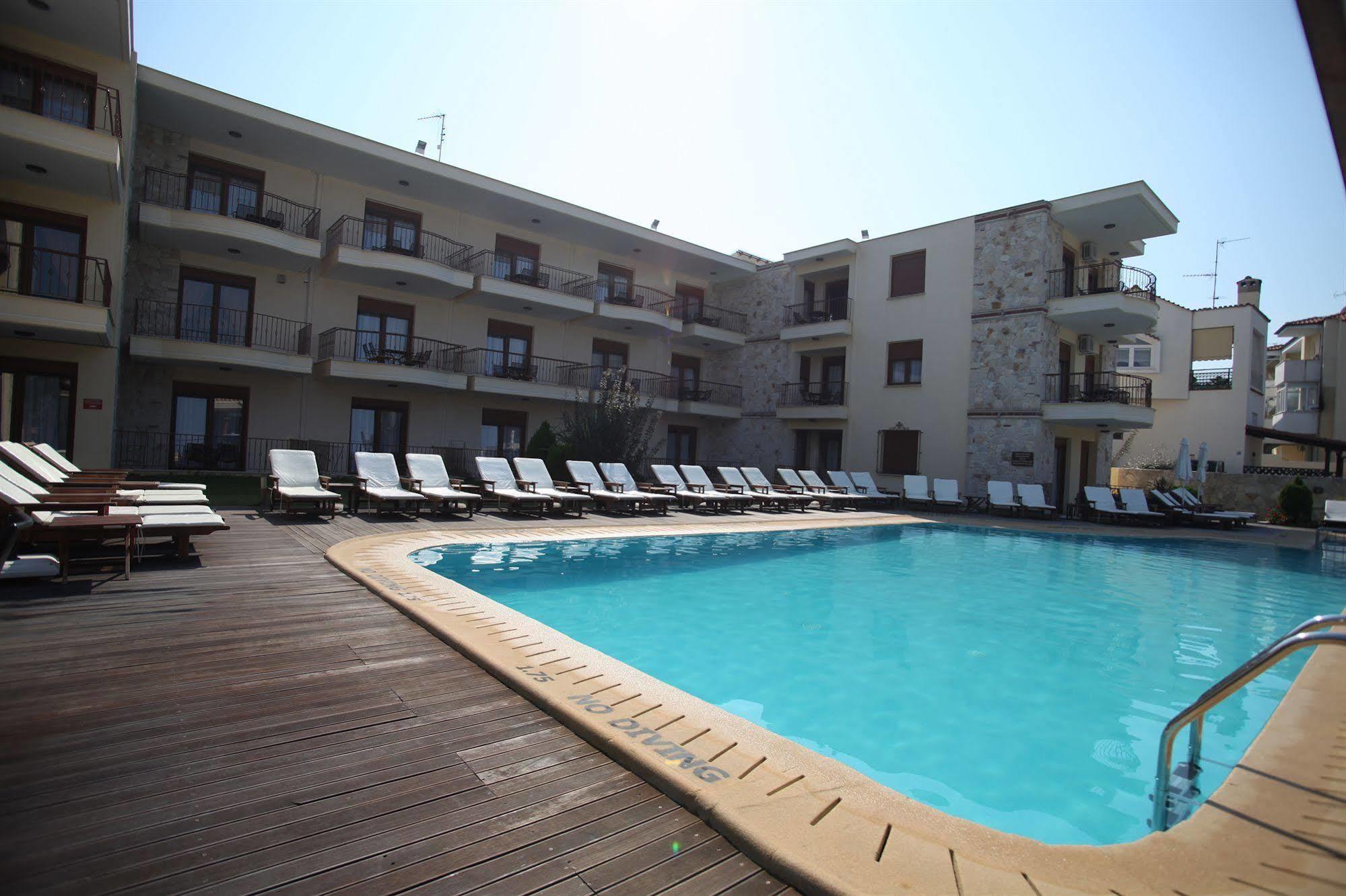 Nereides Hotel Chaniotis Dış mekan fotoğraf
